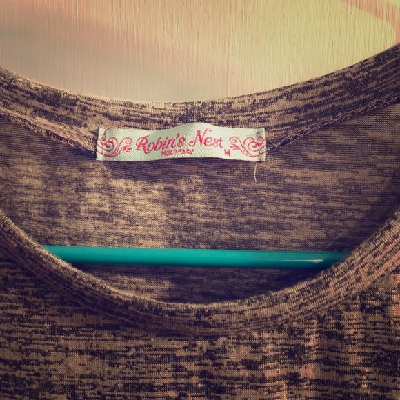 LOVE tank top - Picture 3 of 3